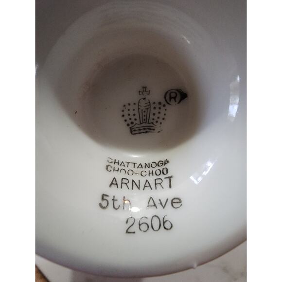 Vintage Royal Crown Arnart Chattanooga Choo Choo Smug pedestal Mug Train Red - Picture 4 of 4